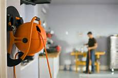 Lighting Retractable System