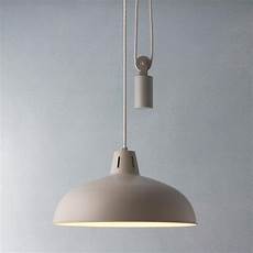 Retractable Pendant Light