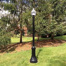Roadway Lighting Pole